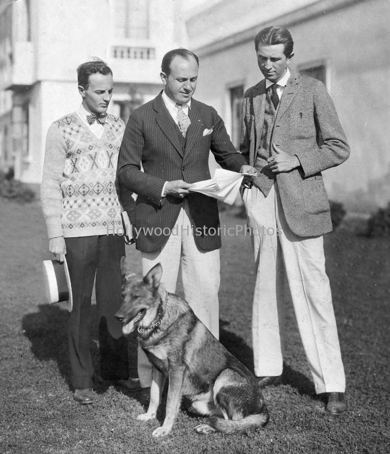 Rin Tin Tin 1924 with Darryl Zanuck, Jack Warner and Lee Duncan (trainer)rs.jpg